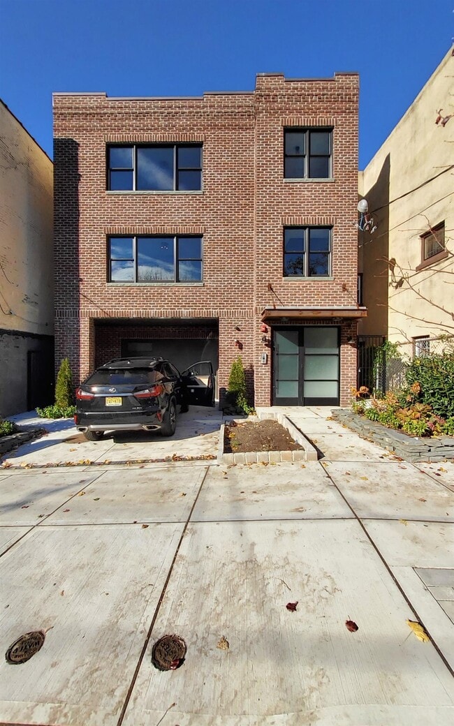 property at 6041 Highland Pl