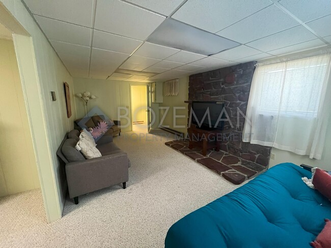 1109 N Cedarview Dr in Bozeman, MT - Building Photo - Building Photo