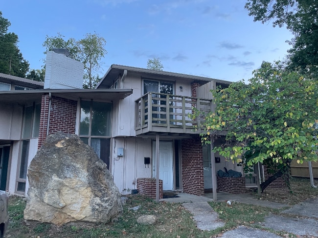 property at 1102 Laguille Ct