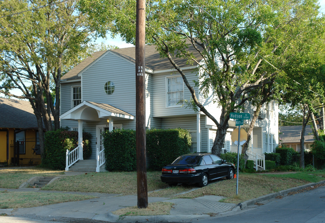 5715 Hudson St in Dallas, TX - Building Photo