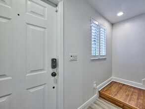 6725 Old Farm Trail in Boynton Beach, FL - Building Photo - Building Photo