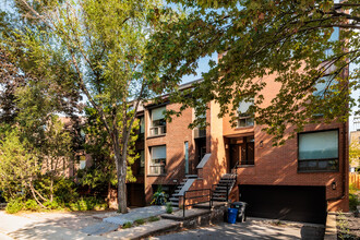 319 Prince Albert Av in Westmount, QC - Building Photo - Building Photo