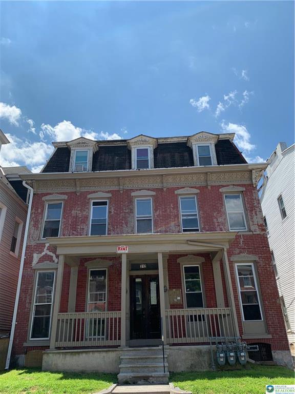 property at 312 N 6th St