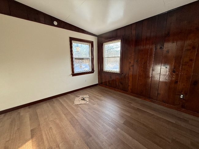 3121 Oak Grove Dr in East Stroudsburg, PA - Building Photo - Building Photo