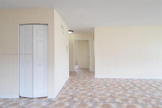 455 NW 14th St in Florida City, FL - Building Photo - Building Photo