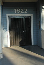 1622 Junipero in Long Beach, CA - Building Photo - Building Photo