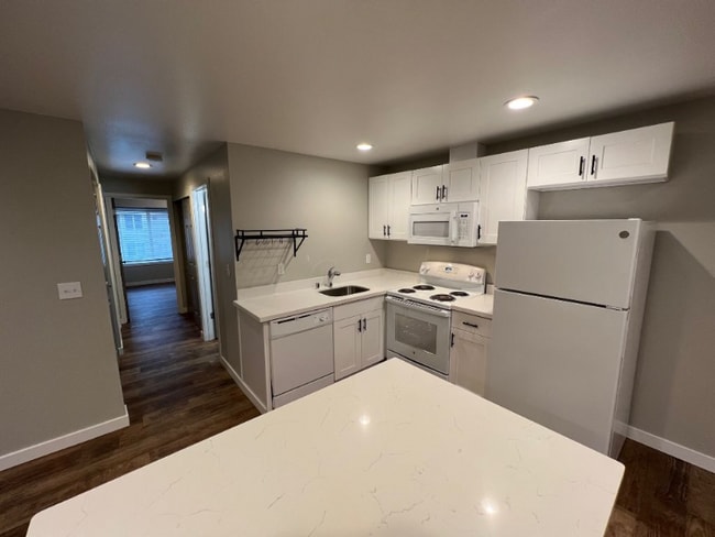 2400 20th Ave NW in Olympia, WA - Building Photo - Building Photo