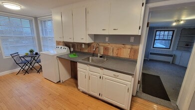 96 Kendall Blvd in Oaklyn, NJ - Building Photo - Building Photo