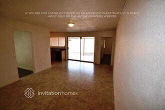 9009 N 56th Ave in Glendale, AZ - Foto de edificio - Building Photo