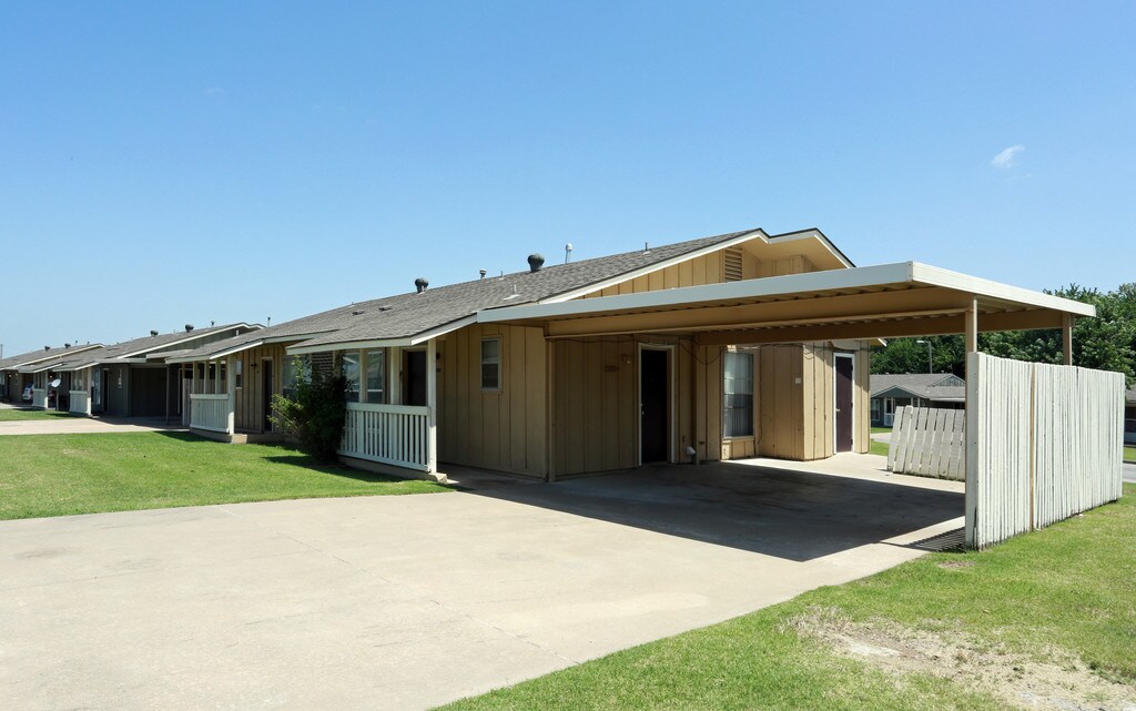 Summer Stone Duplexes Apartments Tulsa, OK Apartments For Rent