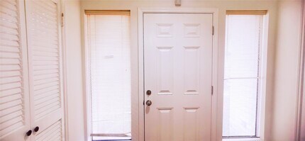 8313 Augustine Dr in Houston, TX - Building Photo - Building Photo