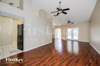 4711 S Dawnmeadow Ct in Plant City, FL - Building Photo - Building Photo