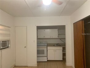 304 Ortiz Blvd in North Port, FL - Building Photo - Building Photo