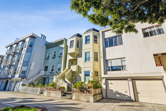 1518 Dolores St in San Francisco, CA - Foto de edificio - Building Photo