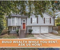 5028 Chadwick Ct in Decatur, GA - Building Photo