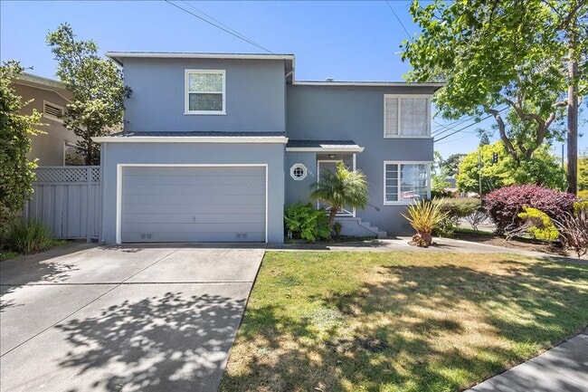 property at 1547 8th St