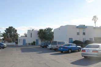 Chula Vista Apartments in Tucson, AZ - Building Photo - Building Photo