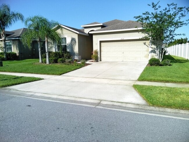property at 2804 Carrickton Cir