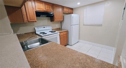 19791 SW 114th Ave, Unit 131 in Miami, FL - Foto de edificio - Building Photo