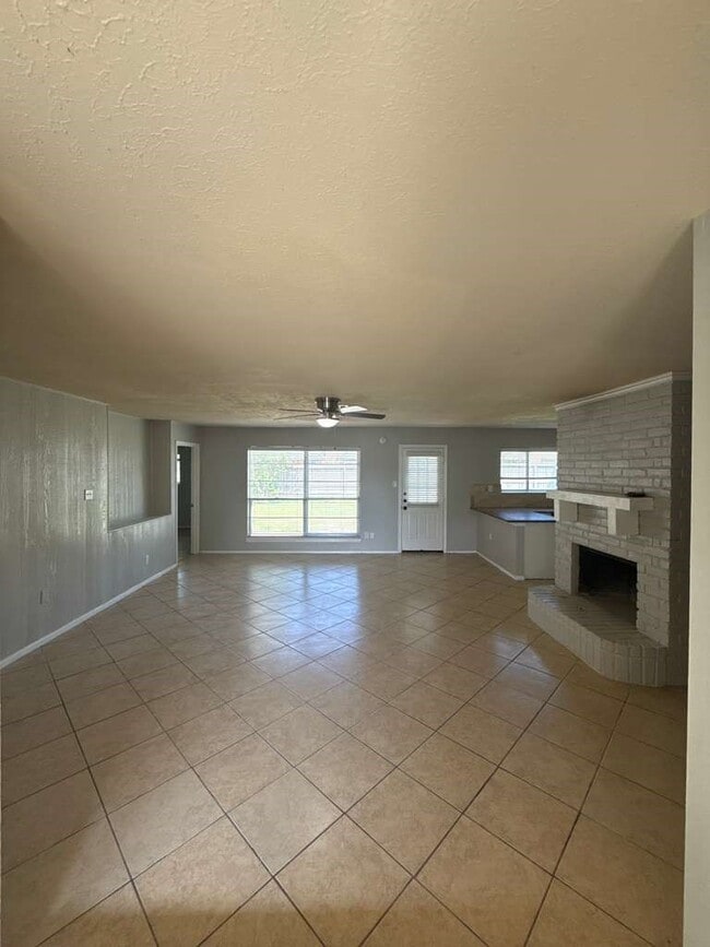 property at 22602 Fincastle Dr