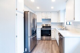 4786 E Malta Street in Long Beach, CA - Building Photo - Interior Photo