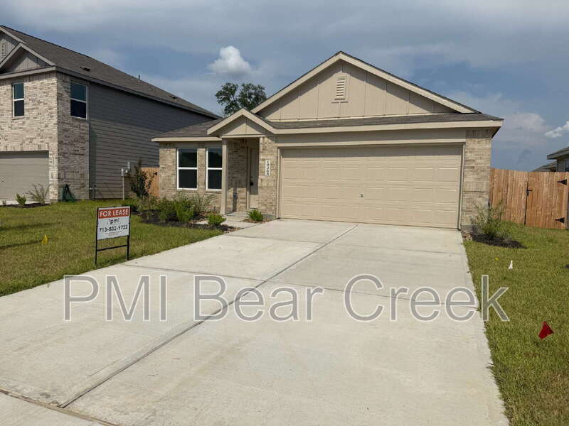 10268 Prairie Dunes Ln in Cleveland, TX - Building Photo