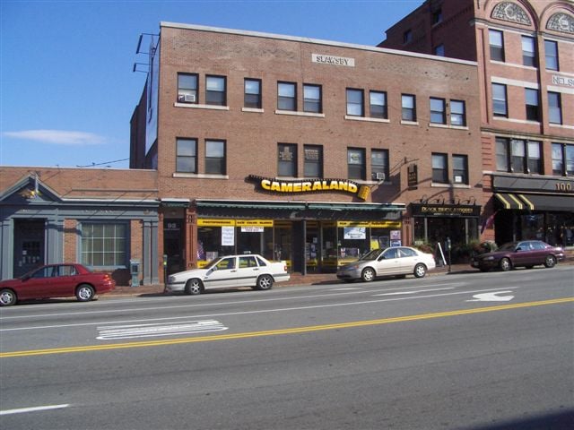 92-98 Main St in Nashua, NH - Foto de edificio - Building Photo
