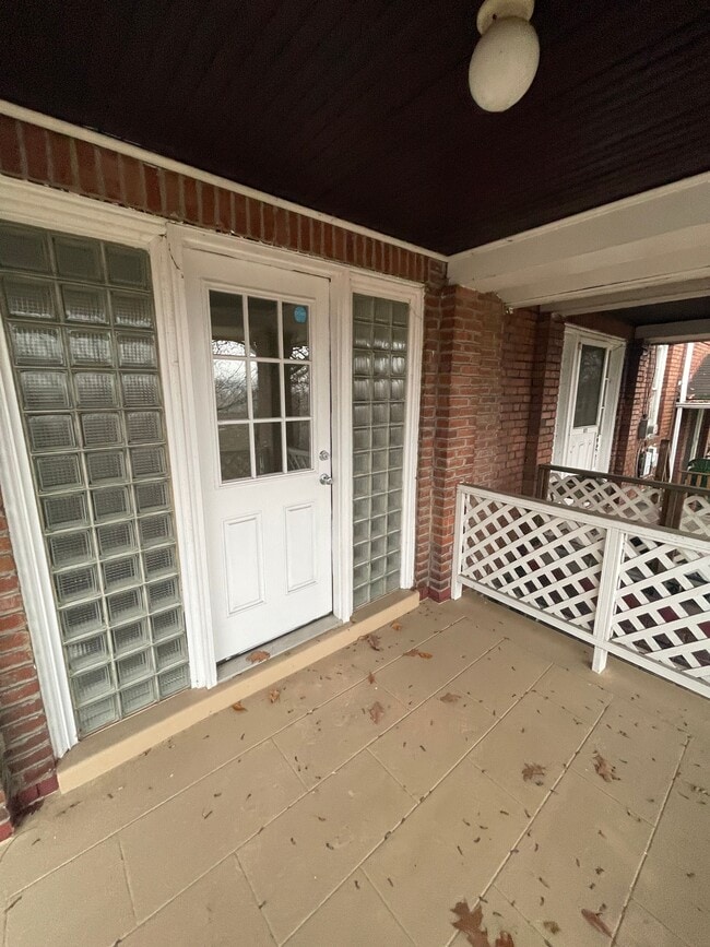 825 N 6th St in Clairton, PA - Building Photo - Building Photo