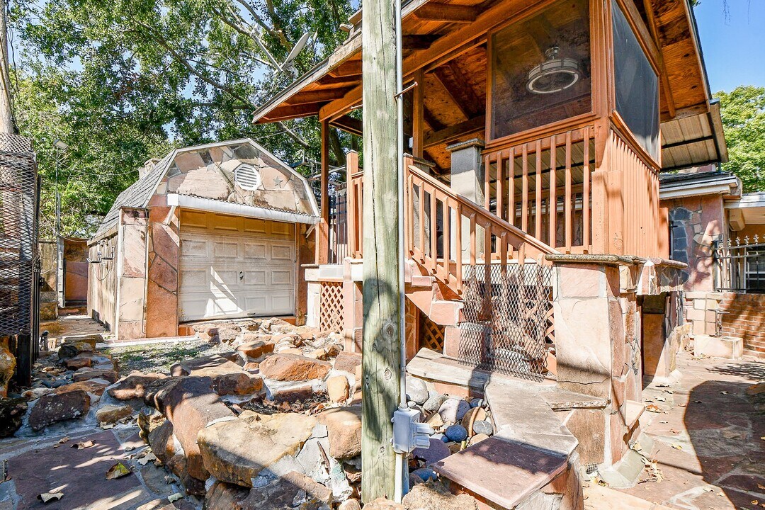 6625 Underhill St in Houston, TX - Foto de edificio