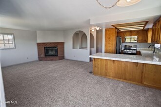 14849 Rental Rd in Elizabeth Lake, CA - Foto de edificio - Building Photo