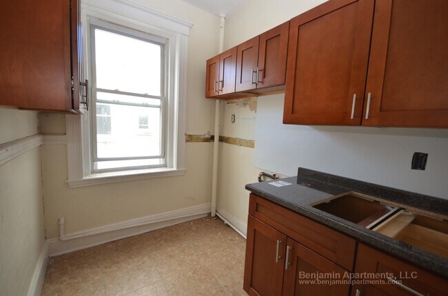 property at 8 Egremont Rd
