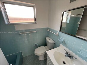 1824 Adams St in Hollywood, FL - Building Photo - Building Photo