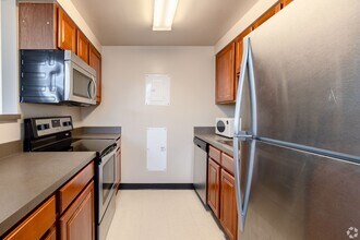 500 W Fayette St. in Baltimore, MD - Foto de edificio - Building Photo