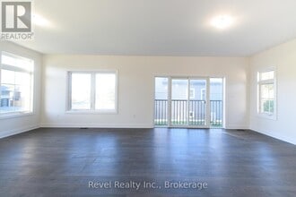 45 Joanne Crescent in Wasaga Beach, ON - Building Photo - Building Photo