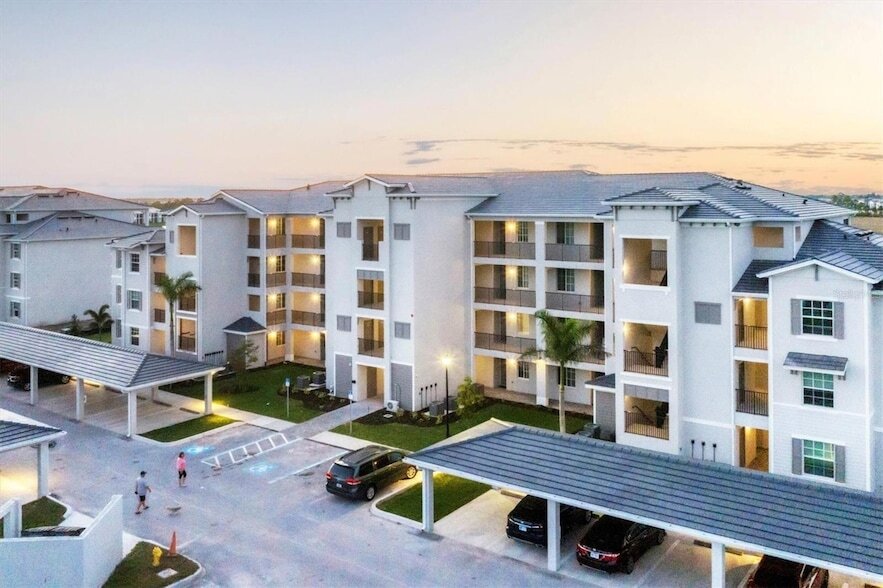 17565 Opal Sand Dr, Unit 208 in Venice, FL - Building Photo