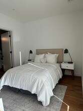 57 N St NW, Unit 321 in Washington, DC - Foto de edificio - Building Photo