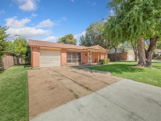 403 Rolando Dr in Garland, TX - Building Photo - Building Photo