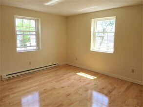 21 Franklin St, Unit #6 in Somerville, MA - Building Photo - Building Photo