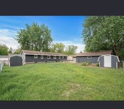 825 Elm Creek Cir in Champlin, MN - Building Photo - Building Photo