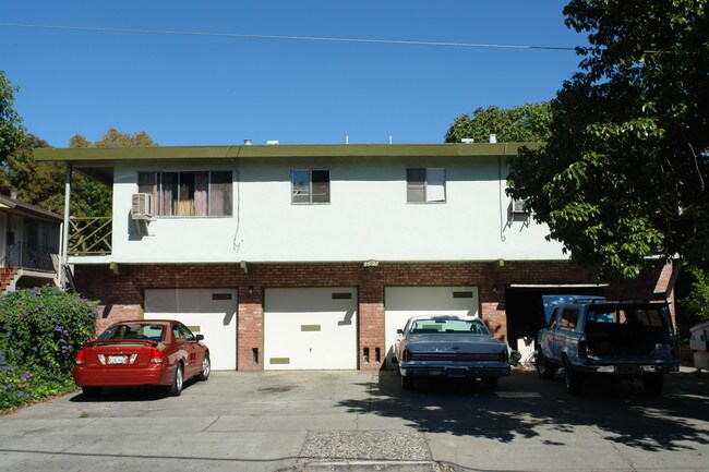 1527 Scott St in San Jose, CA - Building Photo - Building Photo