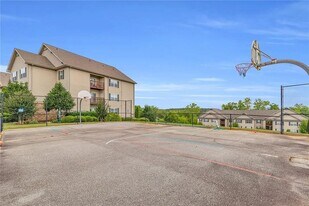 1431 Harts Ridge Dr in Seneca, SC - Building Photo