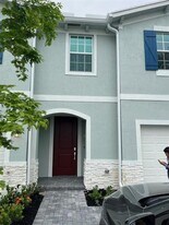 4393 Hammock Grove Dr in Lake Worth, FL - Building Photo