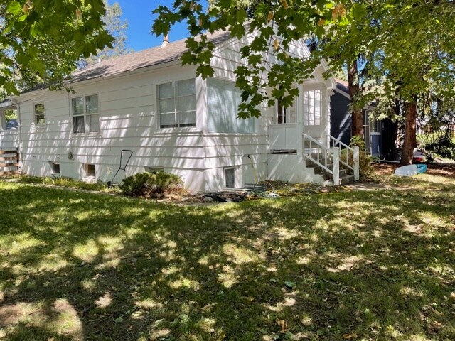 621 S 13th Ave in Bozeman, MT - Building Photo