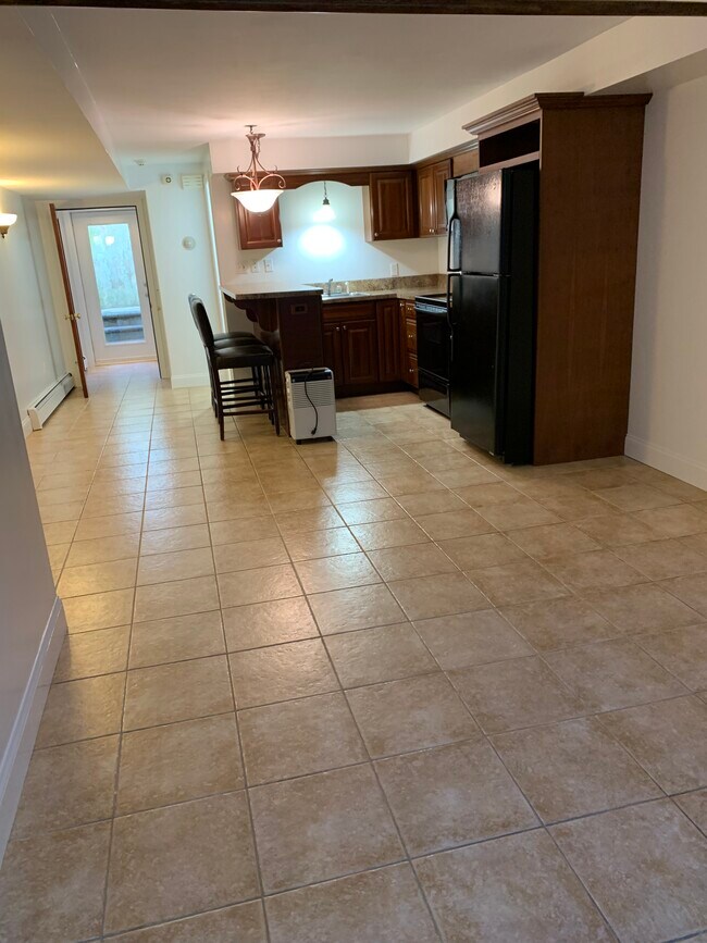 46 Memorial Blvd Apartments and Nearby East Moriches Apartments For