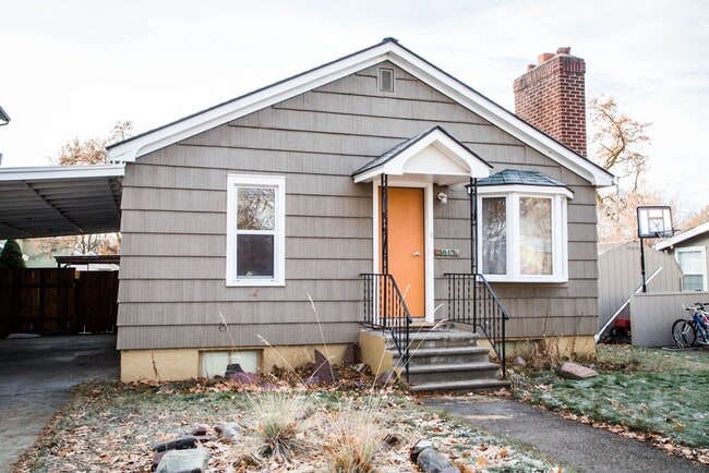 property at 1815 S 11th St W