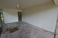 12220 Strauss Dr photo'