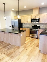308 SW Marsuda Terrace in Beaverton, OR - Building Photo - Building Photo