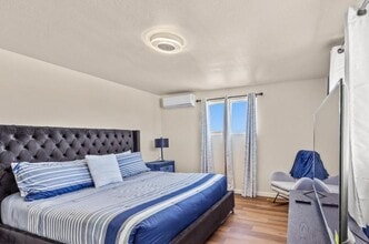 1284 Mac Rae Rd in Twentynine Palms, CA - Foto de edificio - Building Photo