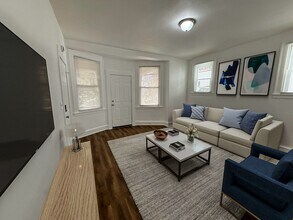 3514 Clifton Ave, Unit Clifton Avenue - 2 Bedroom in Baltimore, MD - Building Photo - Building Photo