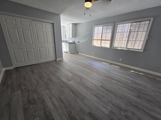 property at 317 Warren Ln